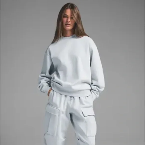 SKIMS Boyfriend Fleece Crewneck – Zen Blue – Size Medium – NWT - Picture 2 of 6